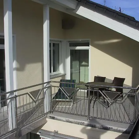 Sterne-fewo-80qm-mit-balkon-in-86825-bad-woerishofen-zentrum-kurzone-1 *
