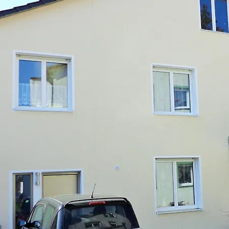 Апартаменти Sterne-fewo-80qm-mit-balkon-in-86825-bad-woerishofen-zentrum-kurzone-1 Бад-Верісгофен